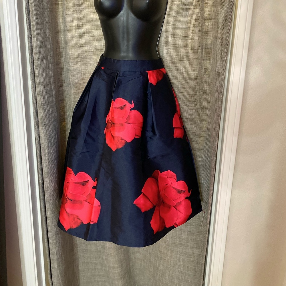 (NWT) Navy & Hot Pink Floral Midi Skirt